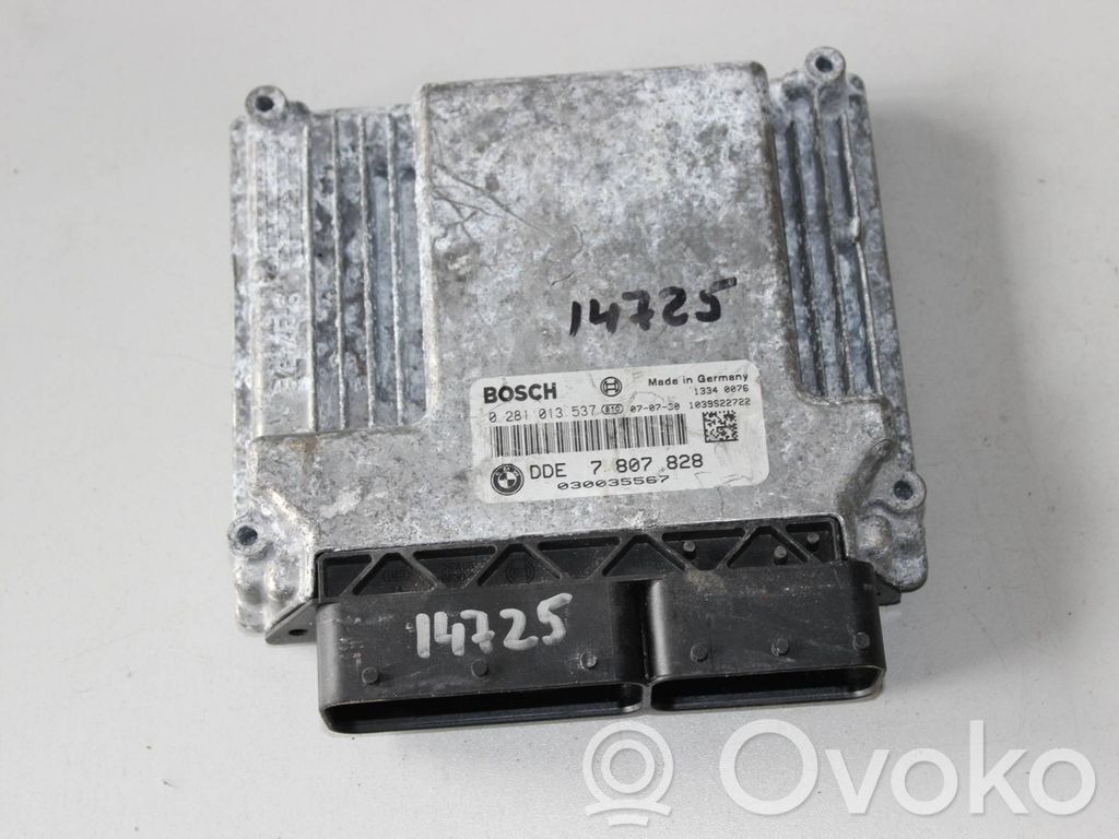 BMW 1 E81 E87 Engine control unit/module 