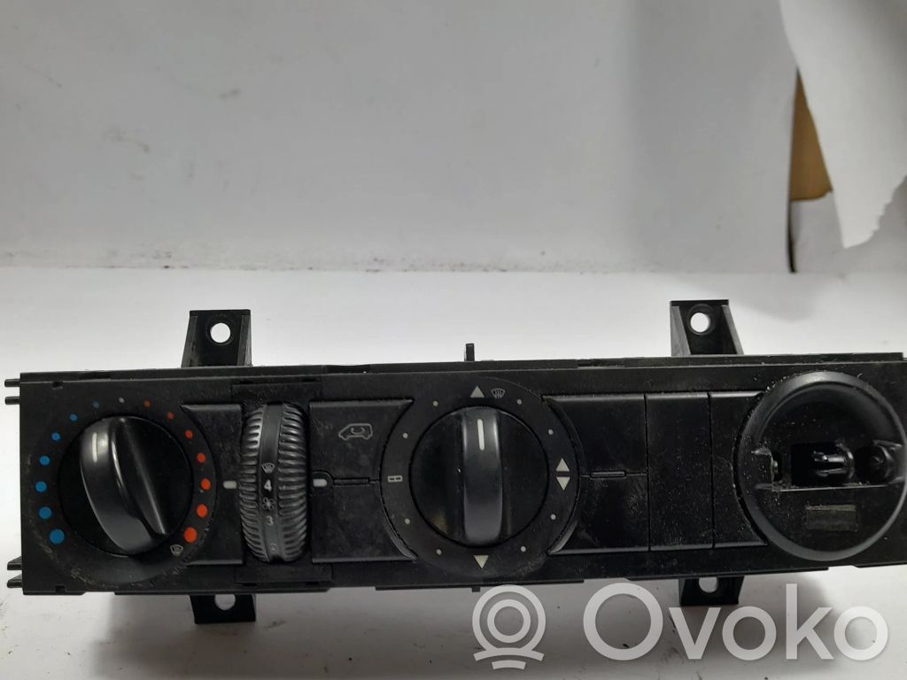 Panel klimatyzacji   5HB00918200,2E0919158,E2479002