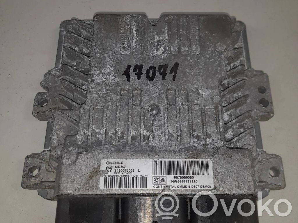 Peugeot 3008 I Engine control unit/module 