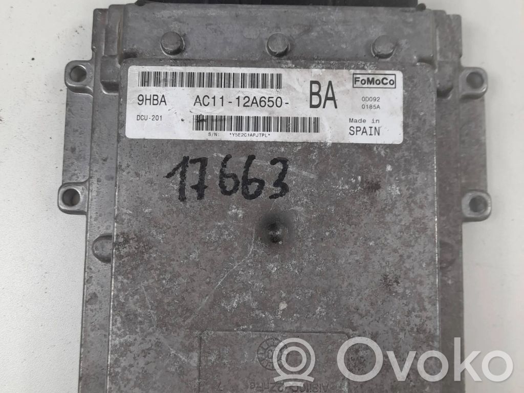 Volkswagen PASSAT B7 Engine control unit/module 