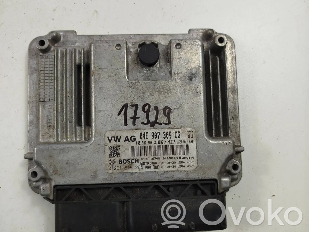Skoda Superb B8 (3V) Engine control unit/module 