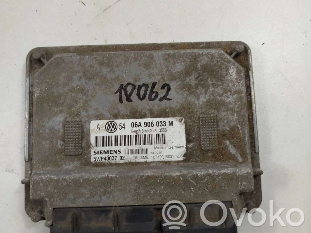 Engine control unit/module   06A906033M,5WP4003702