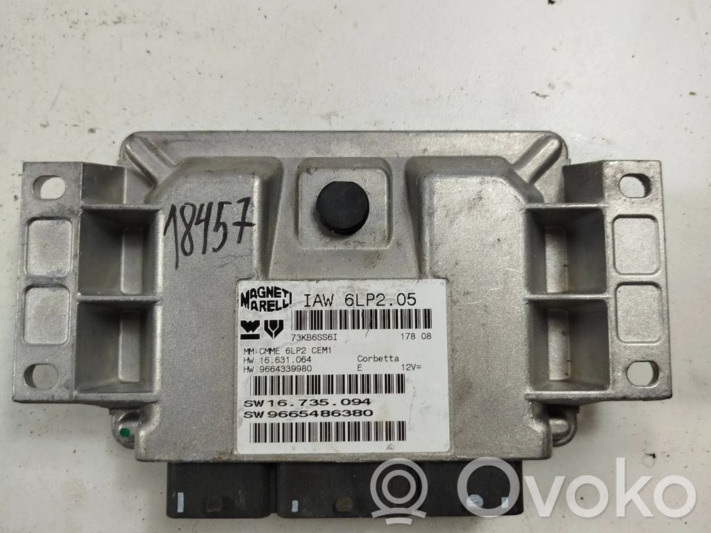 Fiat Bravo Tailgate/trunk/boot hinge 