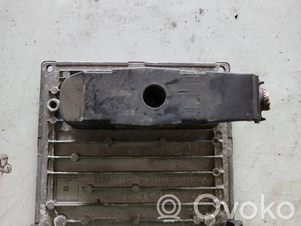 Engine control unit/module   6S6112A650FH