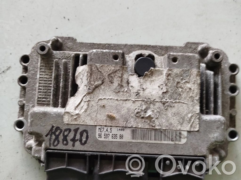 Peugeot 206 CC Engine control unit/module 
