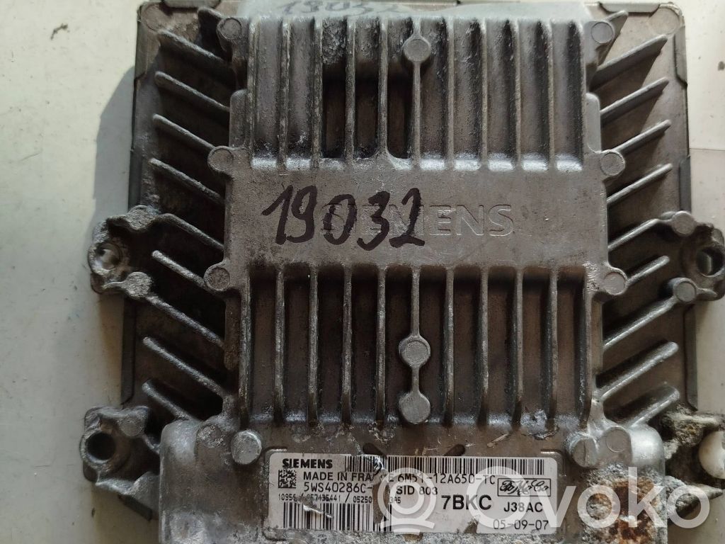 Ford Focus C-MAX Engine control unit/module ECU 