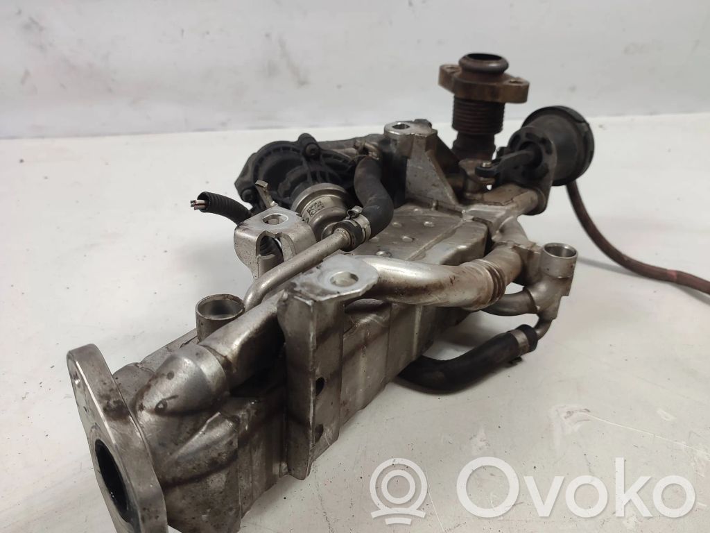 BMW 3 F30 F35 F31 Refrigerador de la válvula EGR 