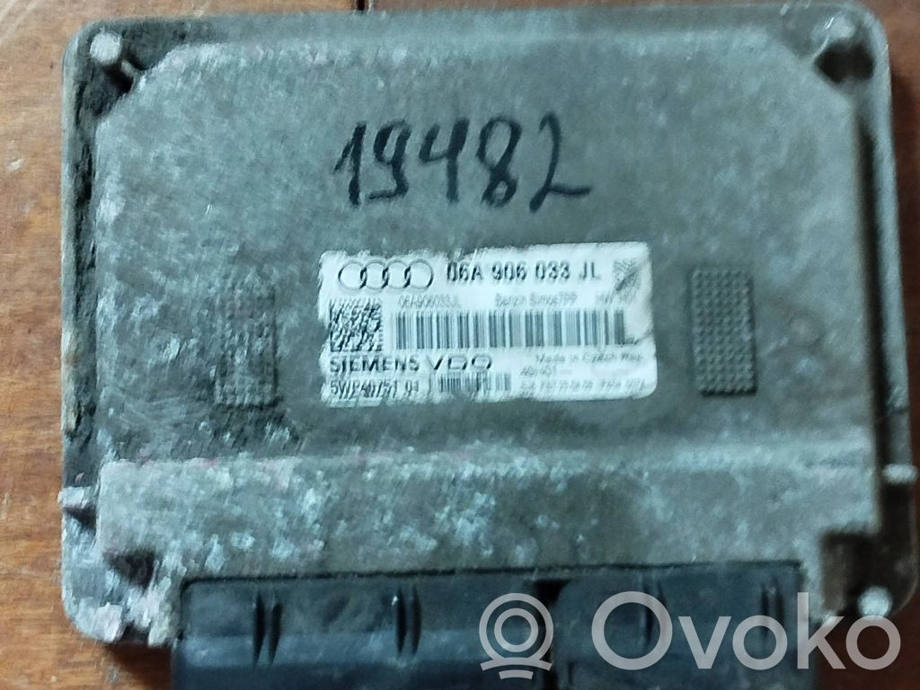 Audi A3 S3 A3 Sportback 8P Engine control unit/module 