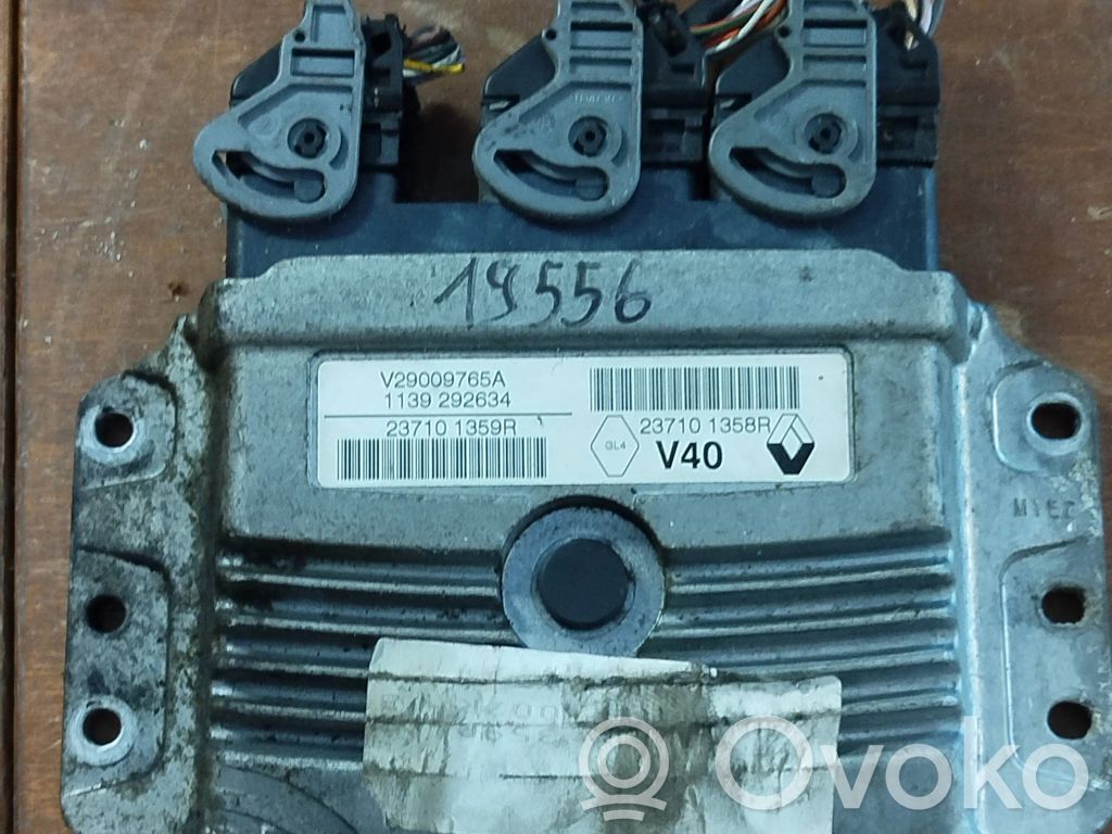 Renault Megane III Engine control unit/module 