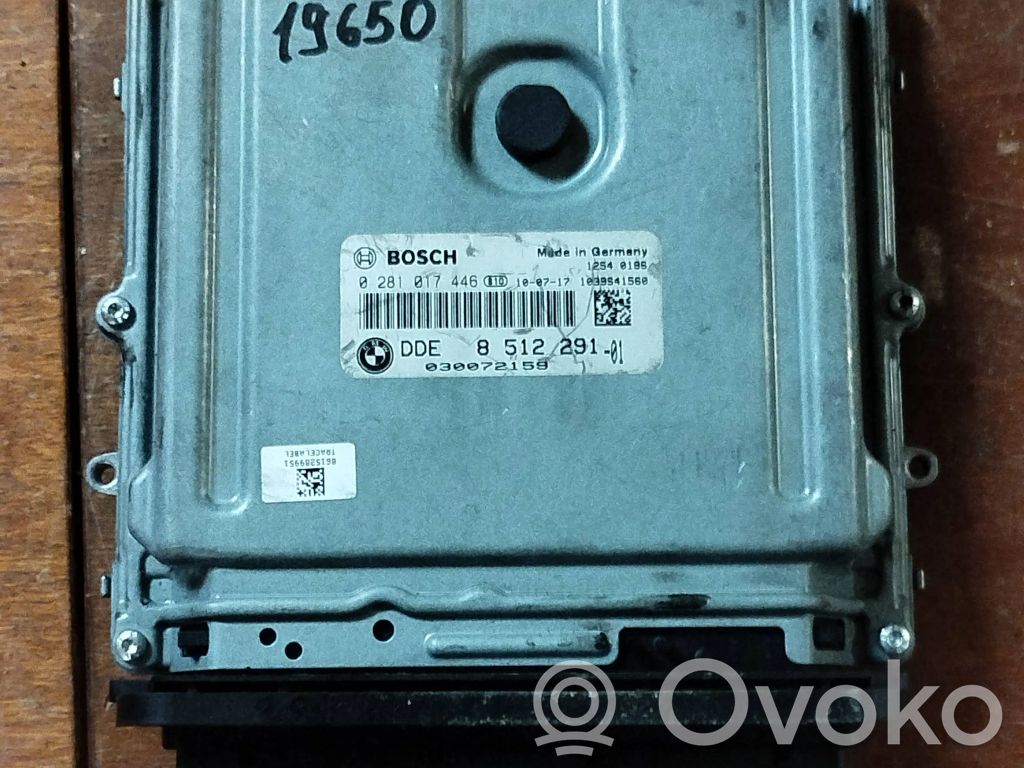 BMW 3 E90 E91 Variklio valdymo blokas 