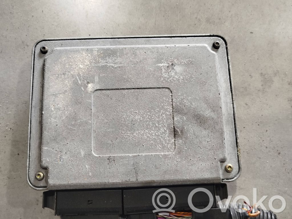 Volkswagen Polo V 6R Engine control unit/module 
