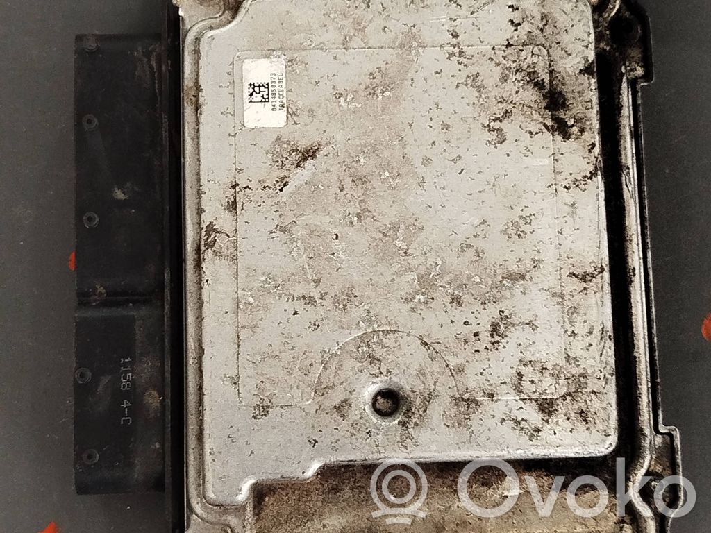 Volkswagen Golf V Engine control unit/module 