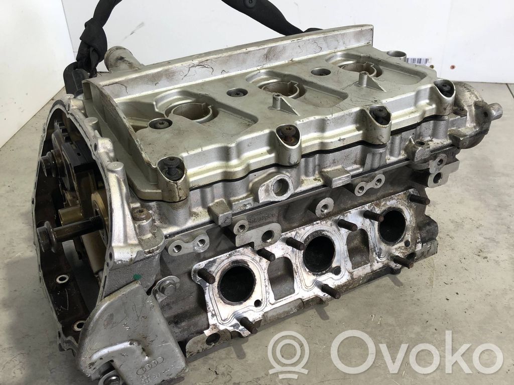Audi A6 S6 C6 4F Engine head 