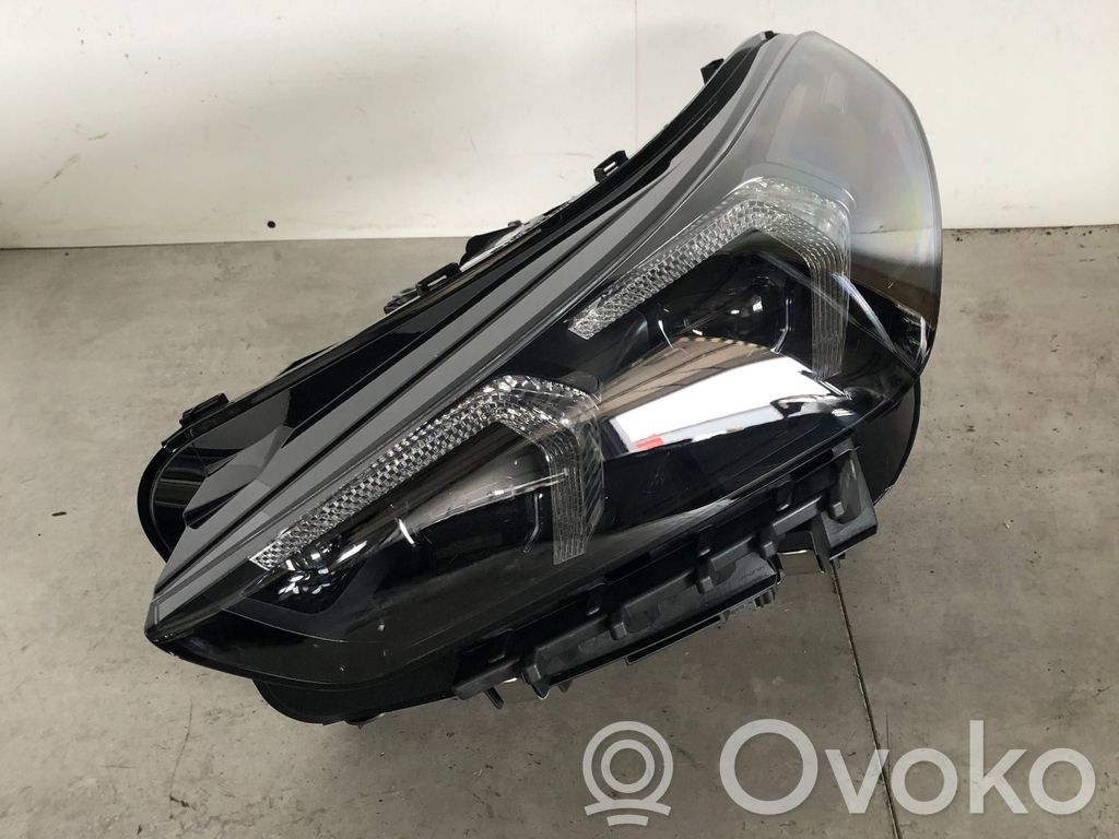 BMW X1 U11 Scheinwerfer 
