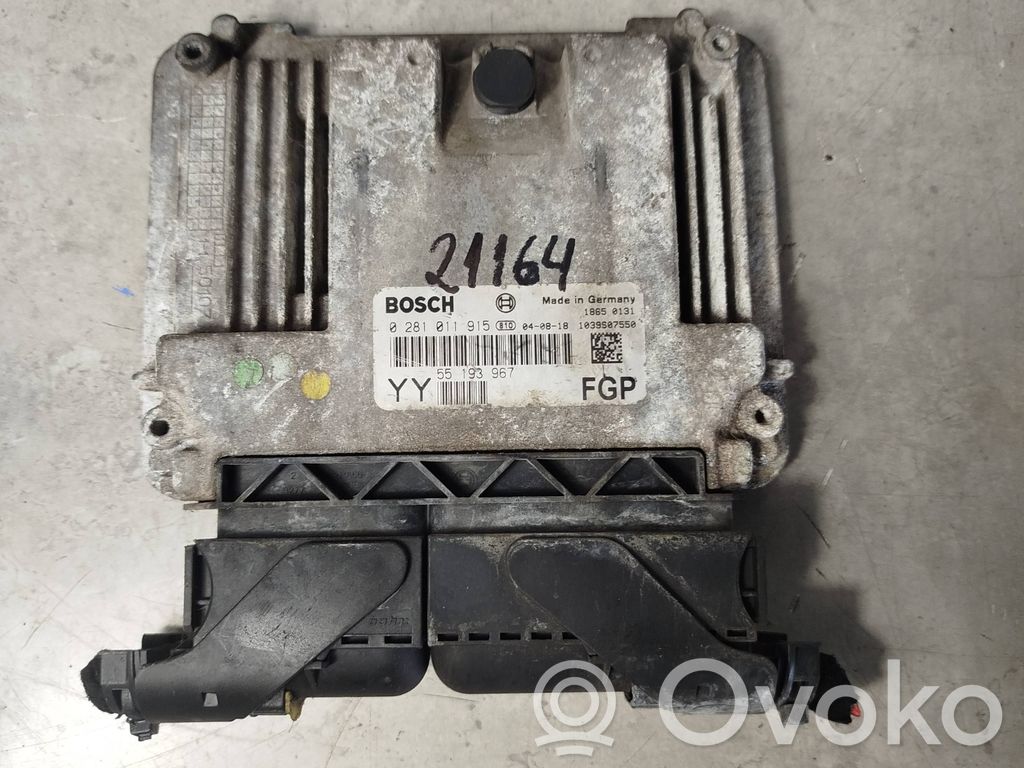 Opel Vectra C Engine control unit/module 