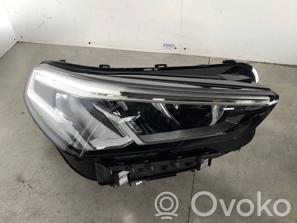 BMW X1 U11 Scheinwerfer 