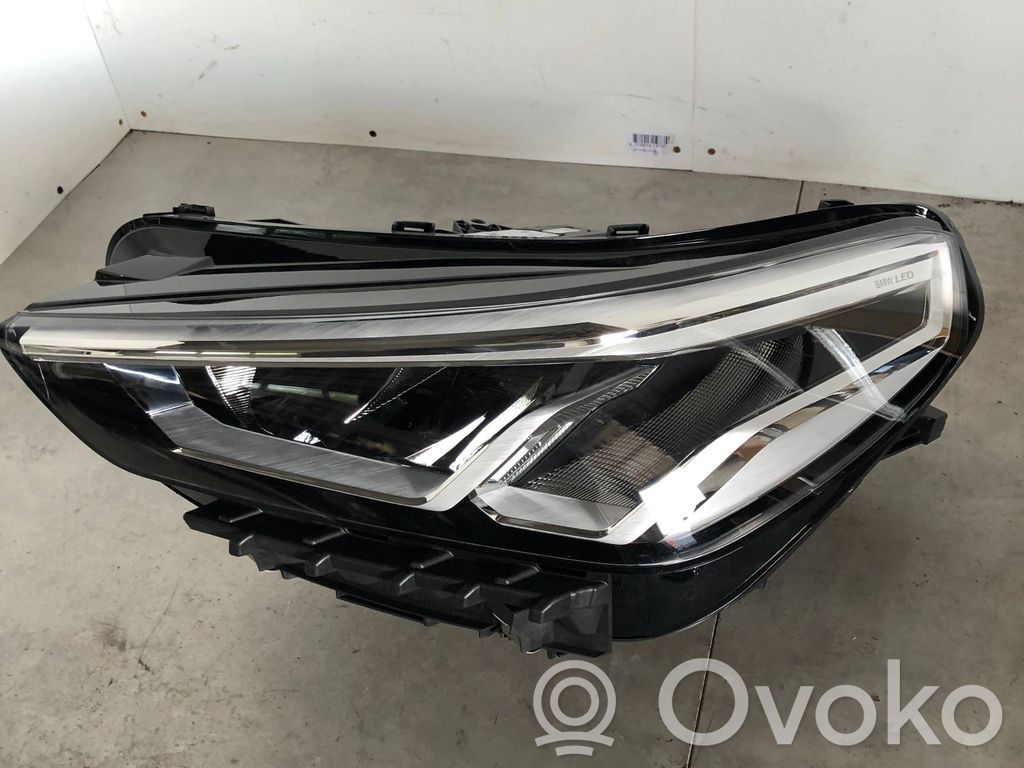 BMW X1 U11 Scheinwerfer 