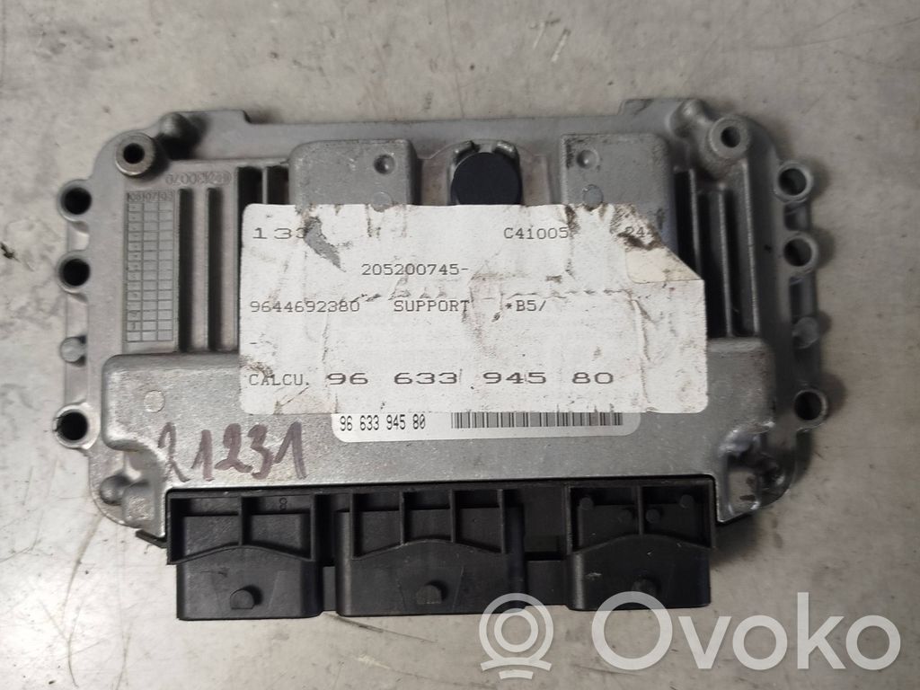 Citroen C4 I Engine control unit/module 