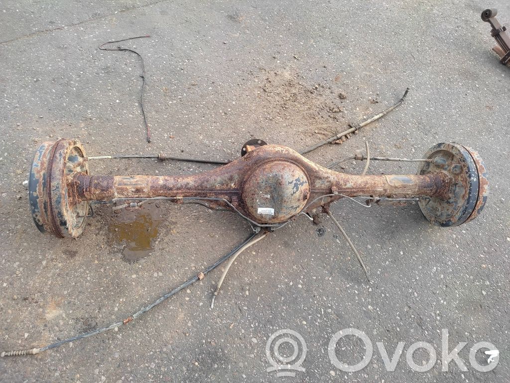 Mitsubishi L200 Rear axle beam with reductor 