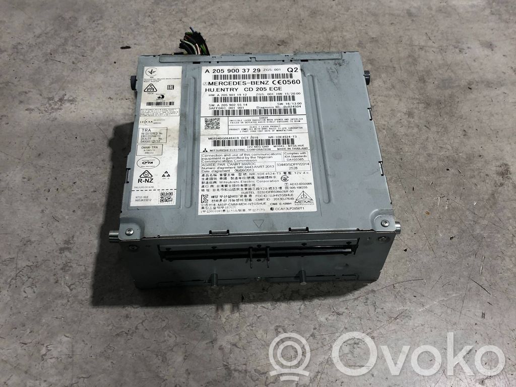 Mercedes-Benz C W205 Panel / Radioodtwarzacz CD/DVD/GPS 