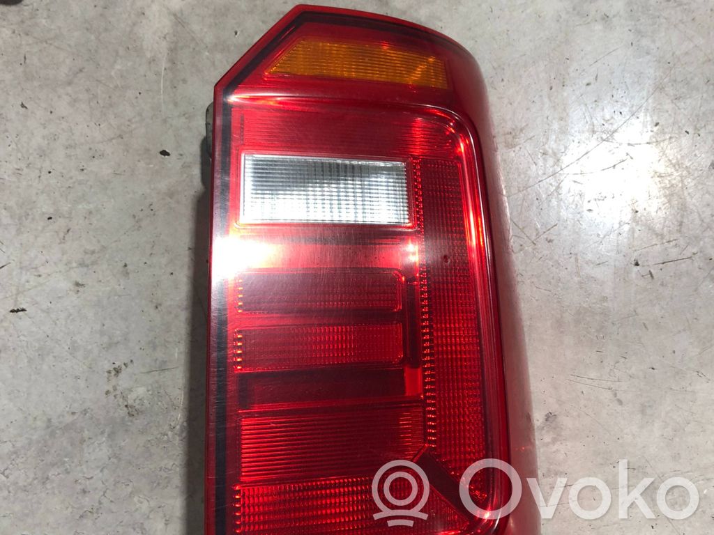 Volkswagen Caddy Lampa tylna 