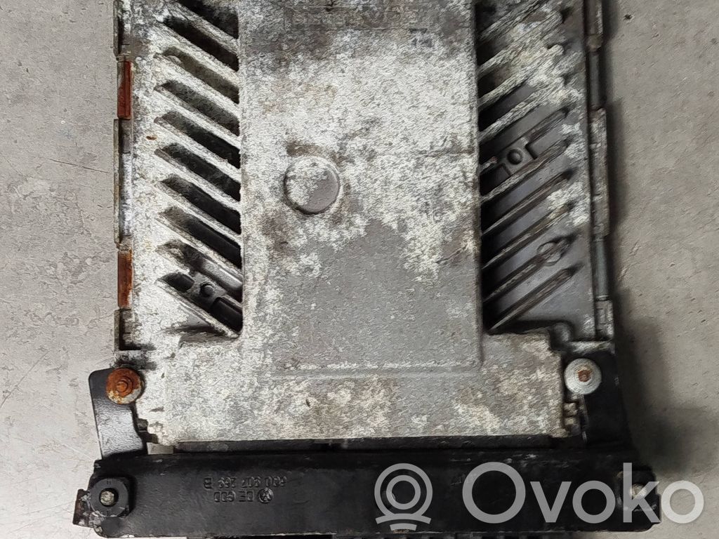 Volkswagen PASSAT B6 Engine control unit/module 