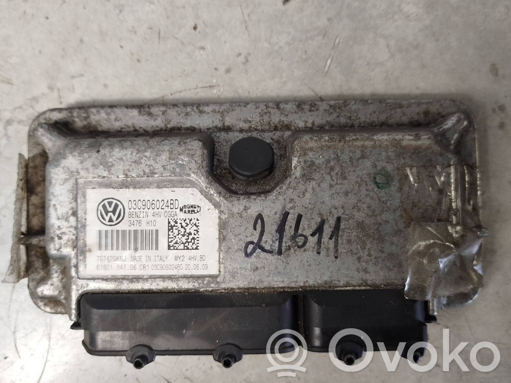 Volkswagen Golf VI Engine control unit/module 