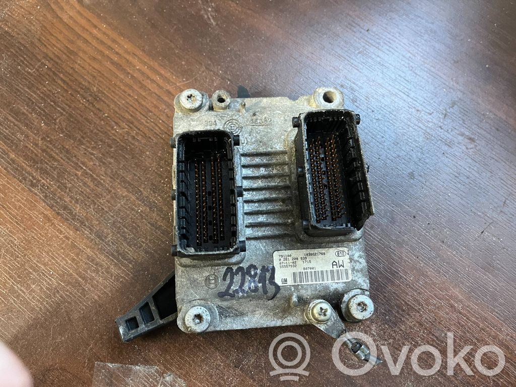 Opel Corsa C Engine control unit/module 