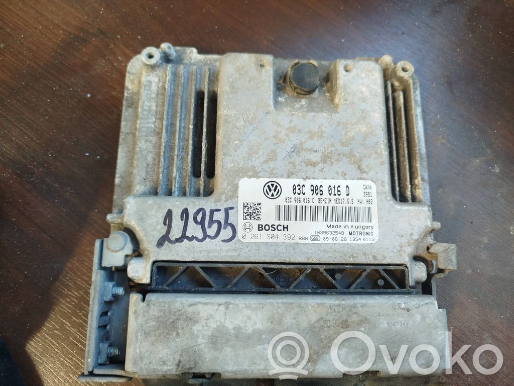 Skoda Octavia Mk2 (1Z) Engine control unit/module 