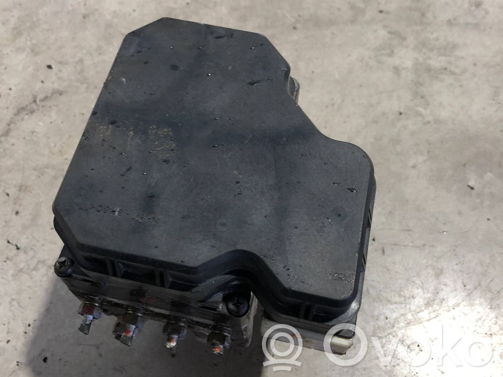 Subaru B9 Tribeca ABS bloks 