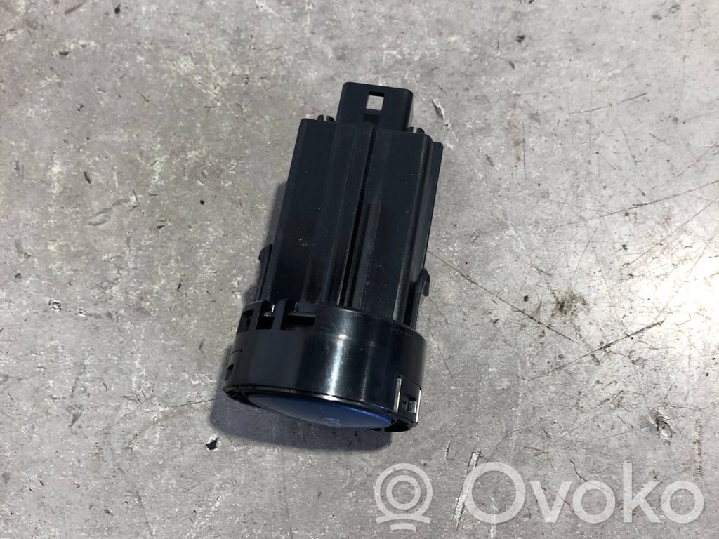 Toyota C-HR I Engine start stop button switch 