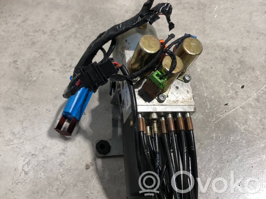 Saab 9-3 Ver2 Pagrindinis hidraulinis stogo cilindras 