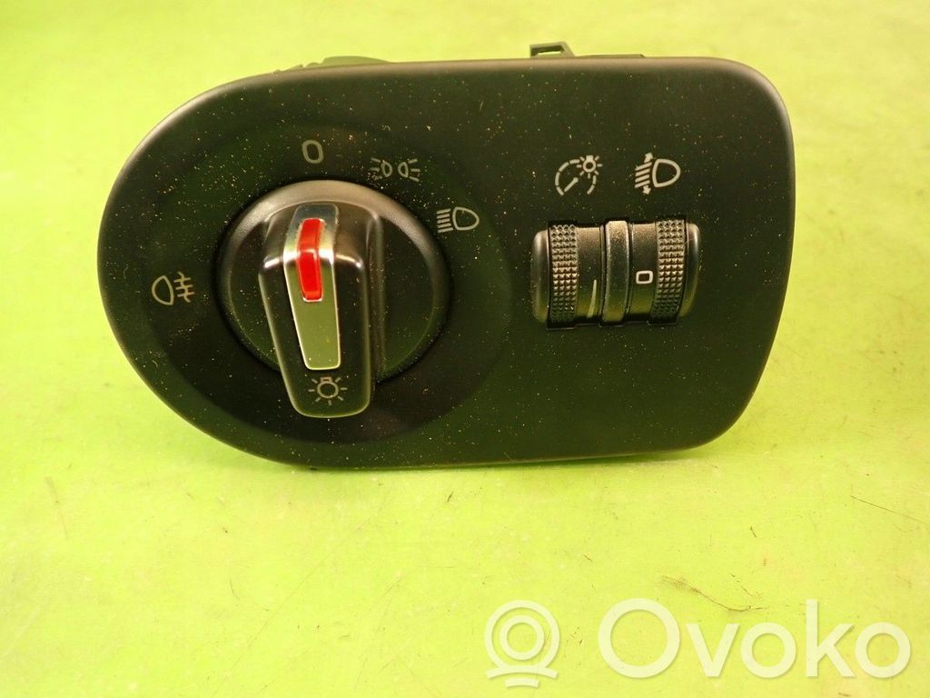 Seat Leon (1P) Interruptor de luz 