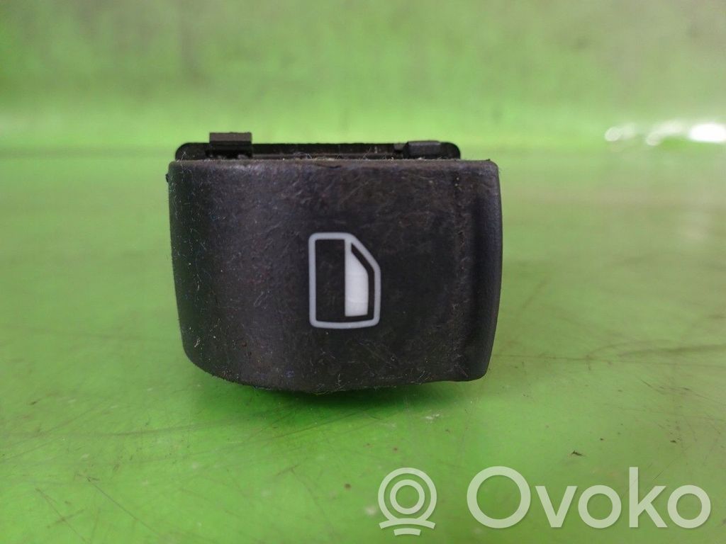 Audi A8 S8 D3 4E Quarter vent window switch 