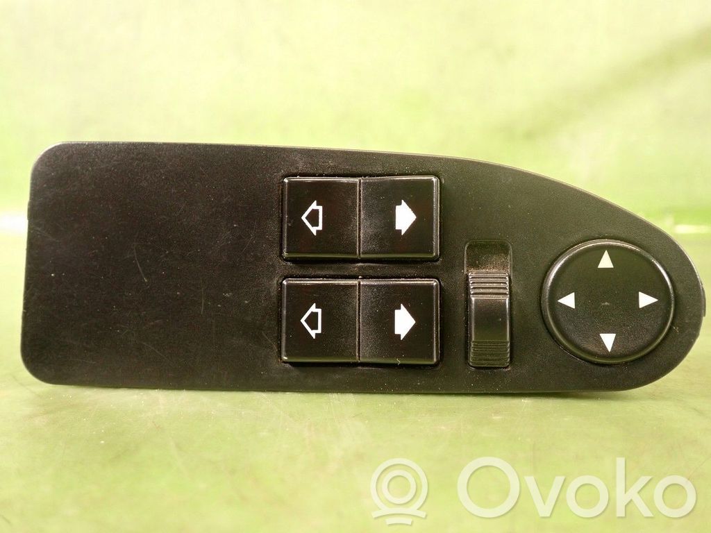 BMW 5 E39 Quarter vent window switch 