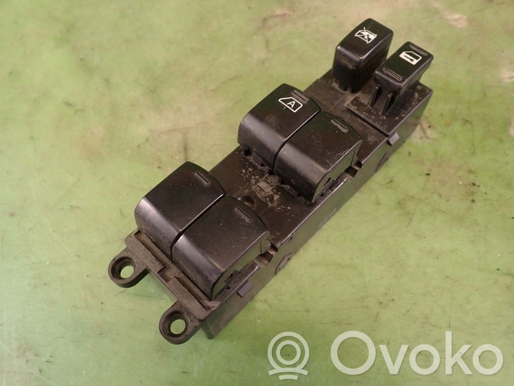 Subaru Impreza III Quarter vent window switch 