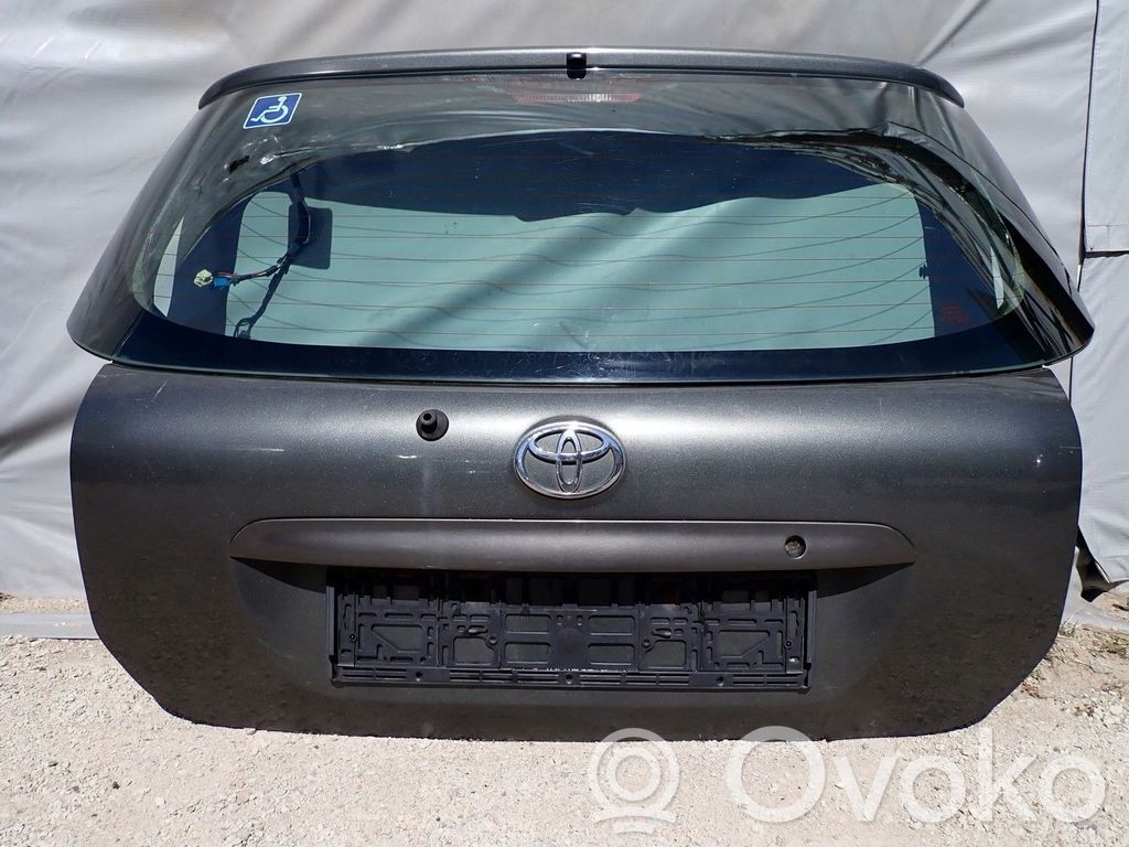 Toyota Corolla E120 E130 Tylna klapa bagażnika 