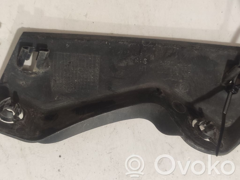 Volkswagen PASSAT B6 Front bumper mounting bracket 