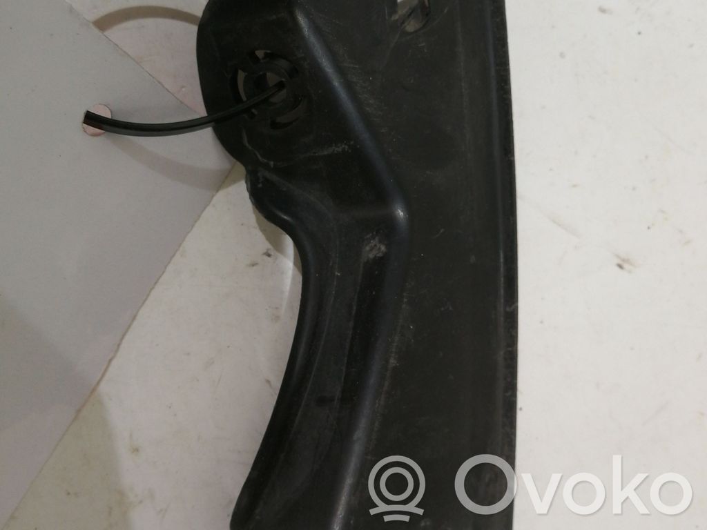 Volkswagen PASSAT B6 Front bumper mounting bracket 