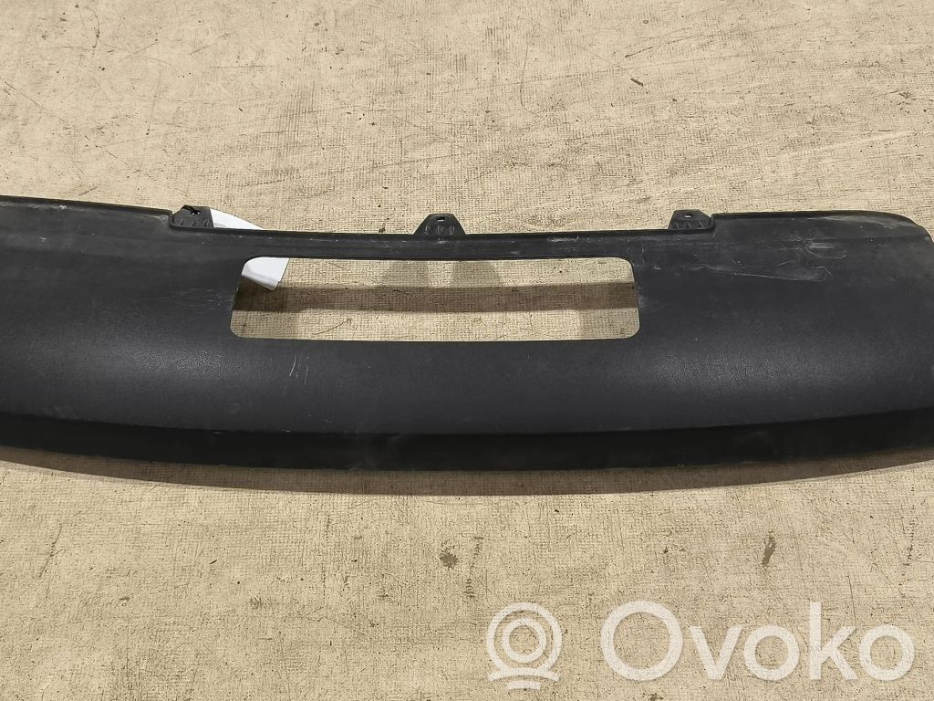 Audi A4 S4 B8 8K Takapuskurin alaosan lista 