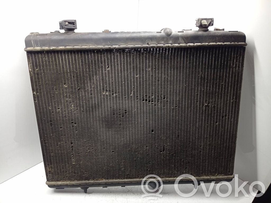 Peugeot 407 Radiateur de refroidissement 