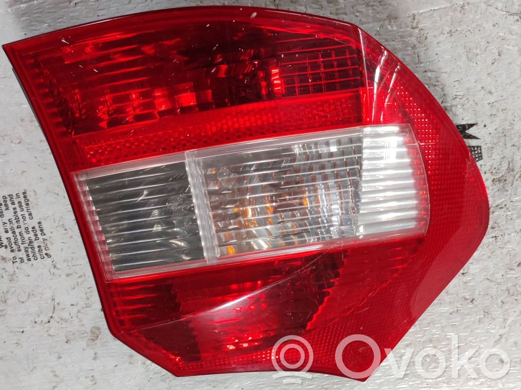 Rear/tail lights   6924501