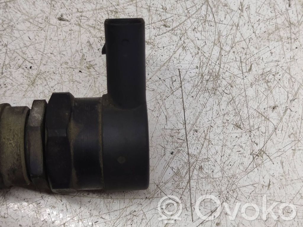 Audi A6 S6 C6 4F Kraftstoffdrucksensor 