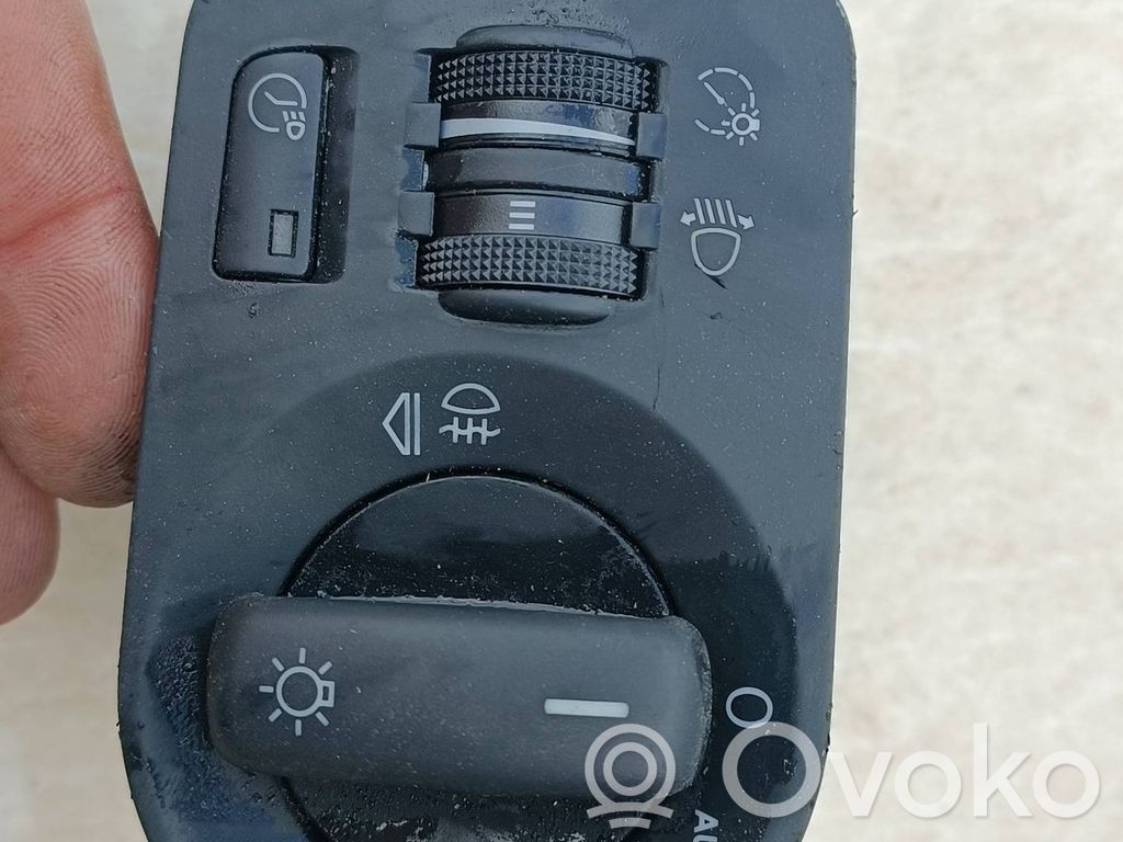 Audi A3 S3 8P Light switch 
