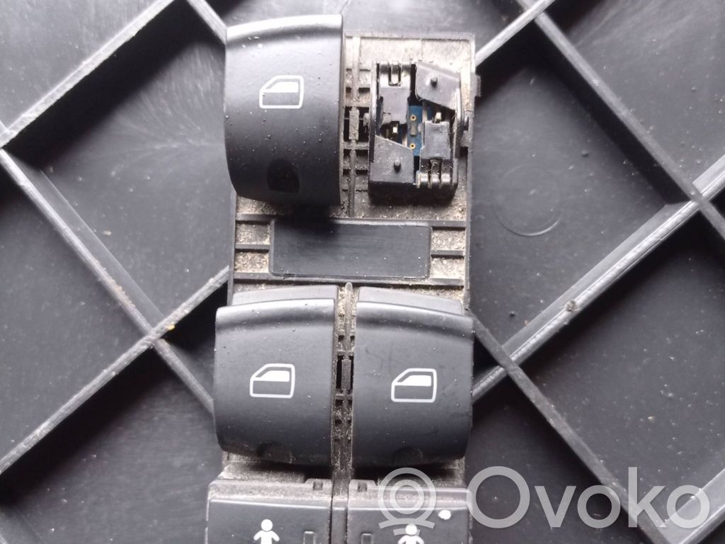 Audi A6 S6 C6 4F Electric window control switch 