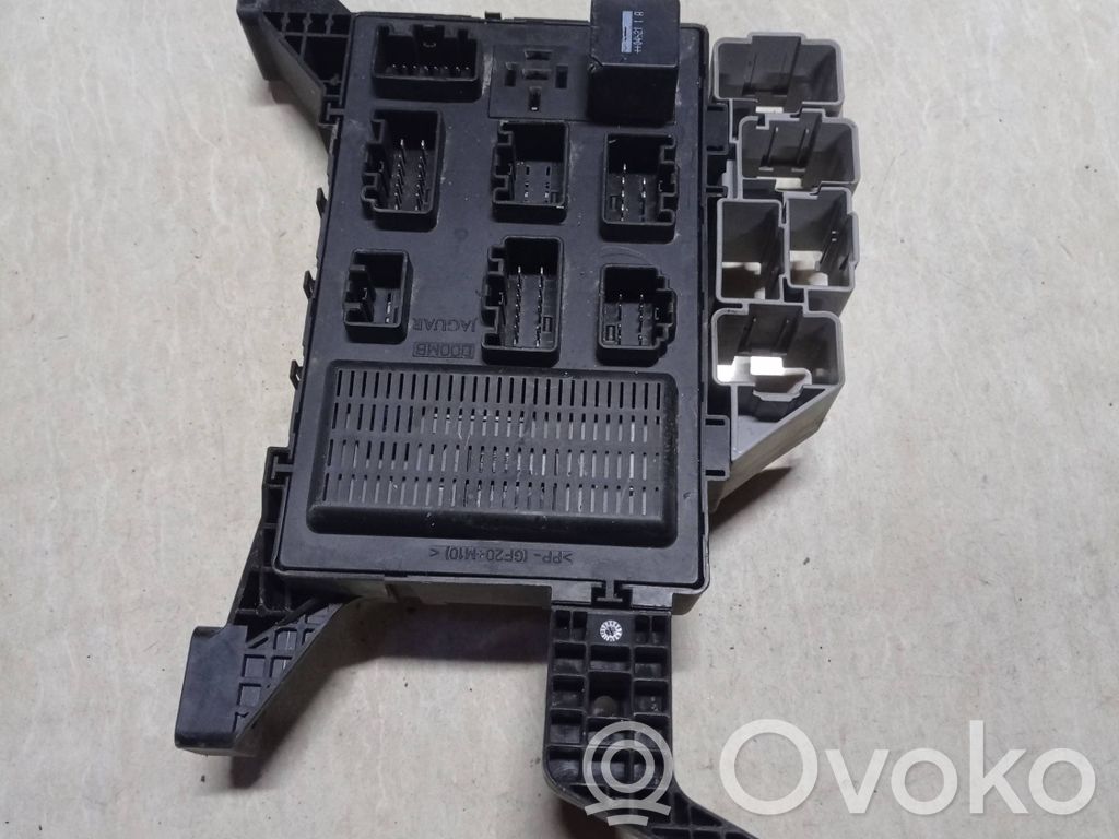 Módulo de fusible   4X4314A073AE