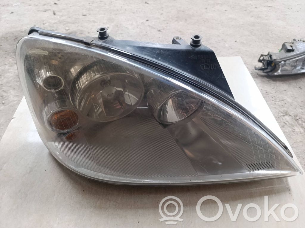 Ford Galaxy Headlight/headlamp 
