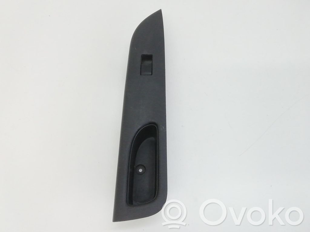 Electric window control switch   809601HD5A,809601HD5A