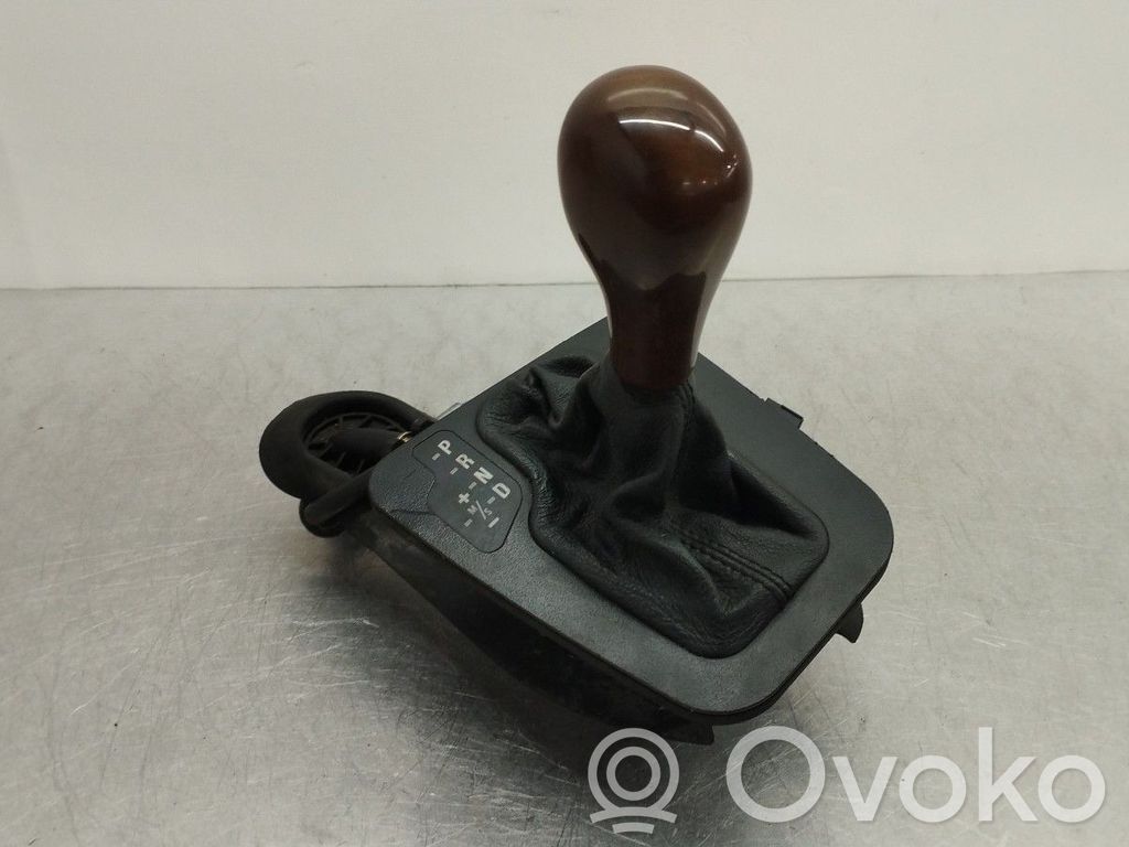 Gear shifter/selector   1423830C,AUT