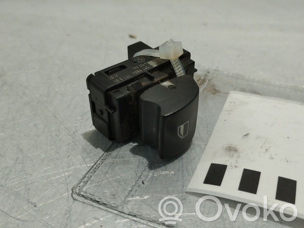 Electric window control switch   6922244